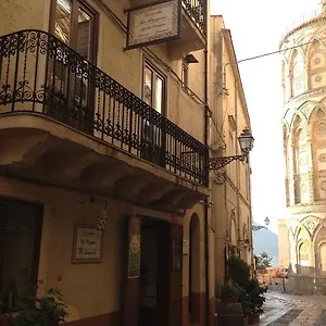 https://locanda-re-ruggero.sicilyhotelsitaly.net